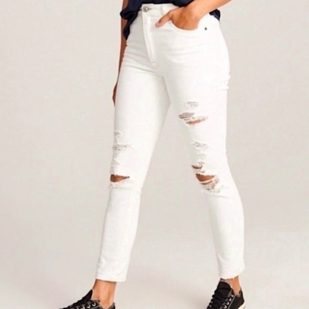 NWT Abercrombie & Fitch Women’s White Simone High Rise Skinny Jeans-Size 2S